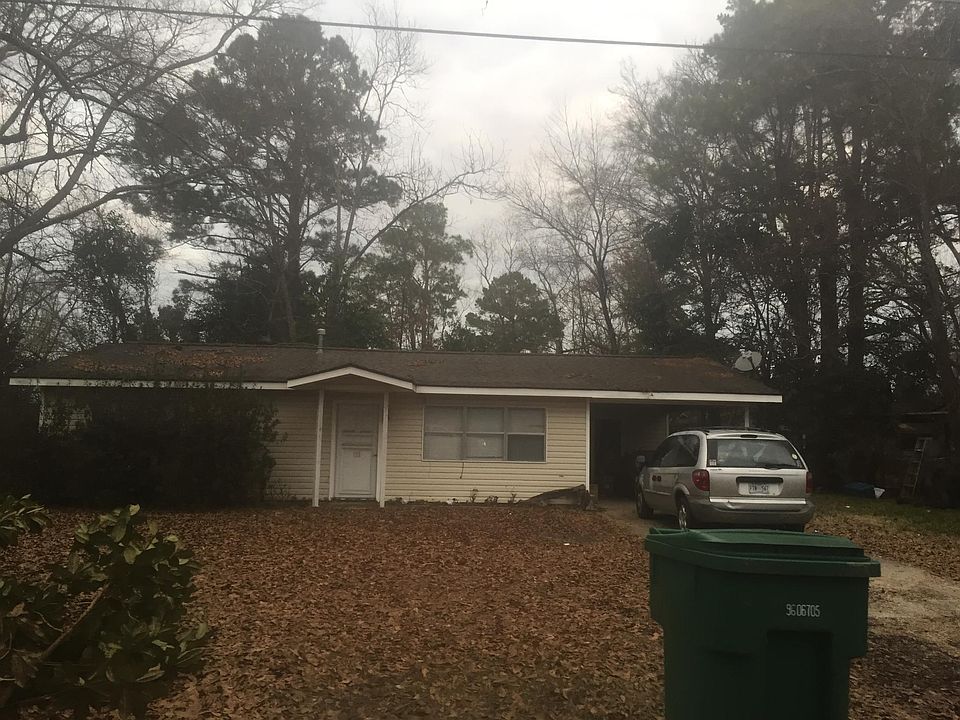 2nd image of 102 Dixie Ave