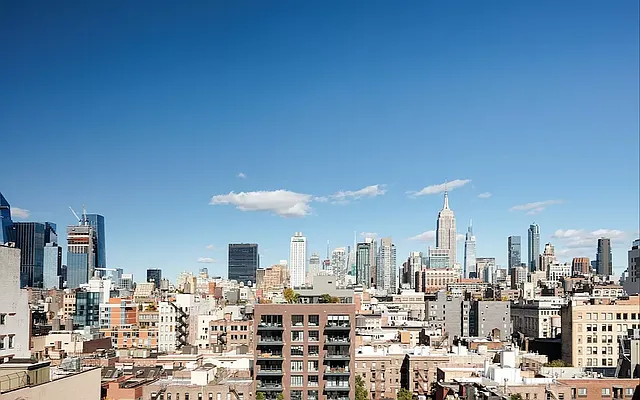 Rented by Cushman & Wakefield (Management) | media 13