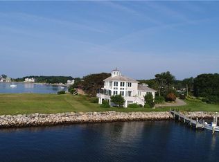 930 Groton Long Point Rd, Groton, CT 06340