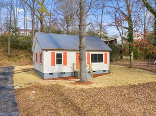 713 Woodlawn Dr, Clarksville, TN 37040