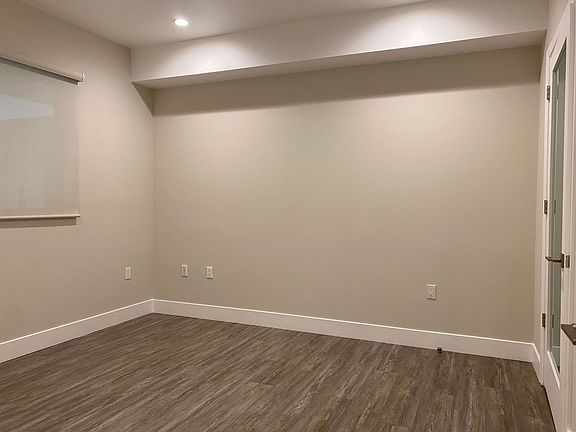 3rd image of 5550 Bonner Ave #D507