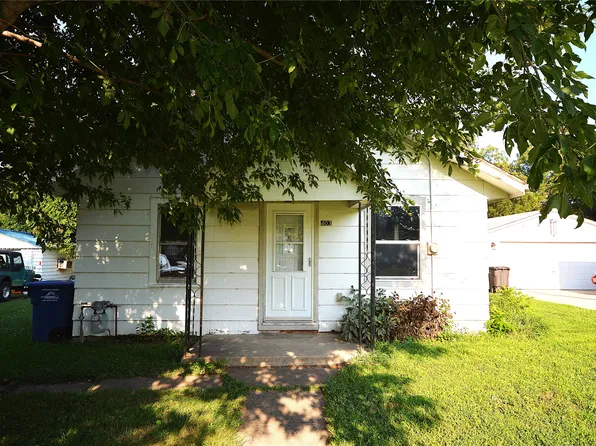 403 SE 34th St, Des Moines, IA 50317