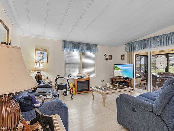 5th image of 4770 Gulfgate Ln