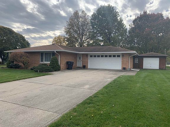 3rd image of 24724 Belmar Dr