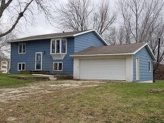 2nd image of 202 Sunset Cir