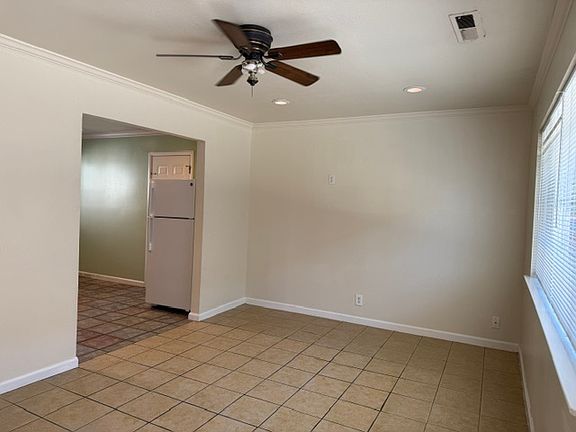 2nd image of 1363 Holly Dr APT B