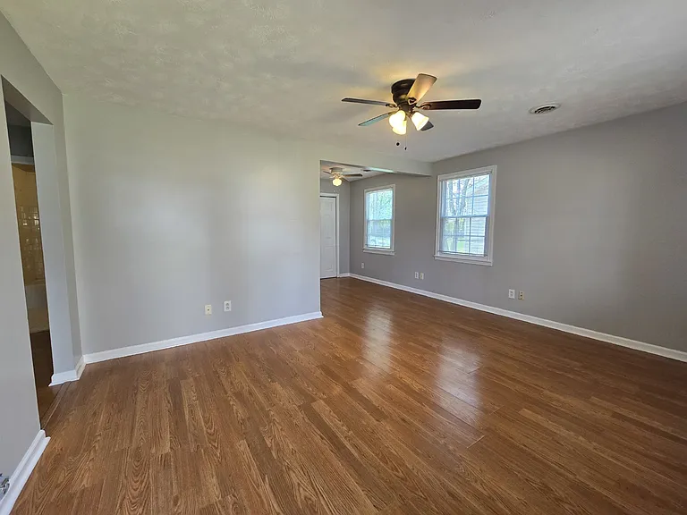 222 Burch Rd — Photo 5