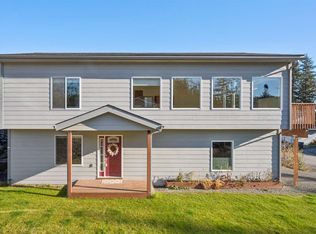10196 Kwalx St, Juneau, AK 99801