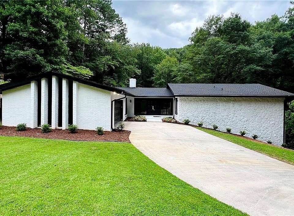 1st image of 3875 Allsborough Dr