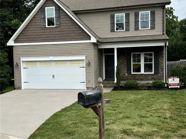 4711 Evie Ct, Winston Salem, NC 27127