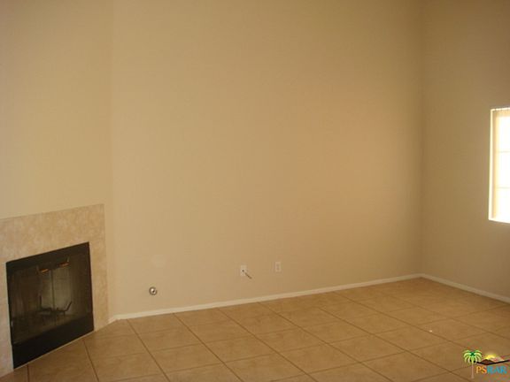 4th image of 47800 Madison St Unit 135