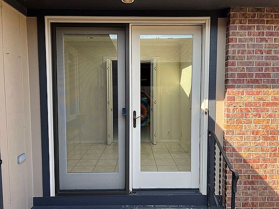 4th image of 7221 South St Unit 3