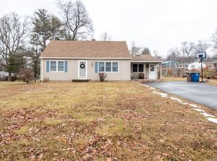 27 Brent Dr, Vernon, CT 06066