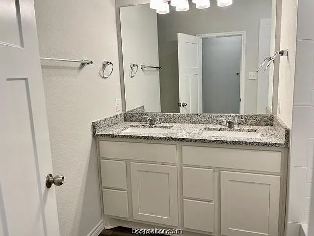 1312 McQueeny Dr — Photo 17