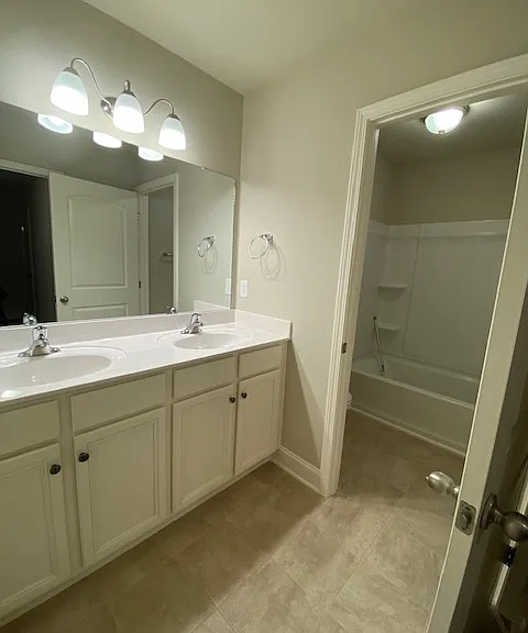 21 Winter King Dr SW — Photo 36