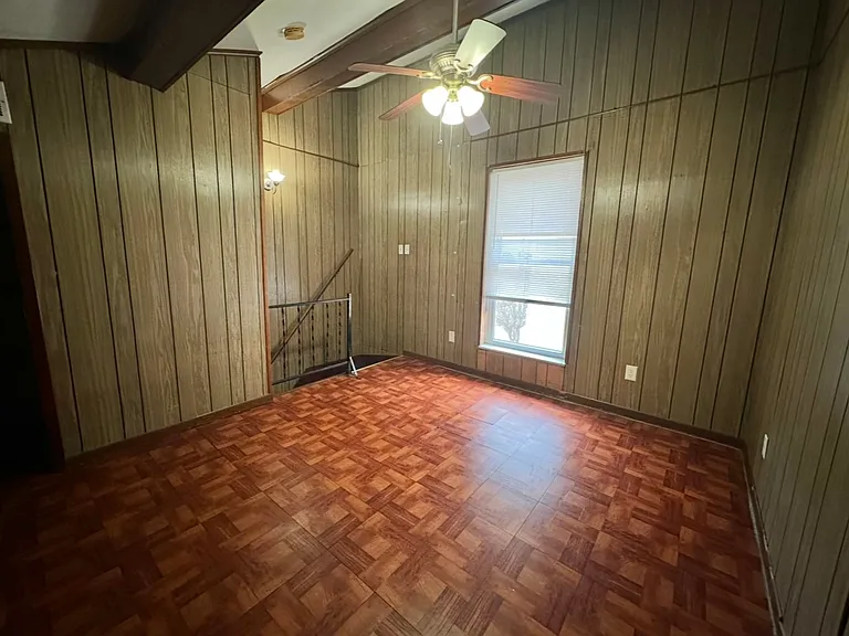 3017 Independence St — Photo 10