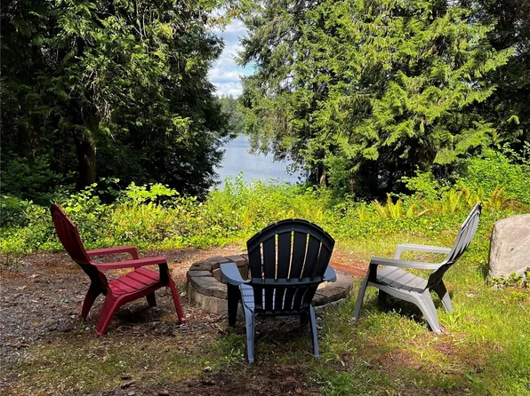 21950 Beachside Drive SE, Yelm, WA 98597