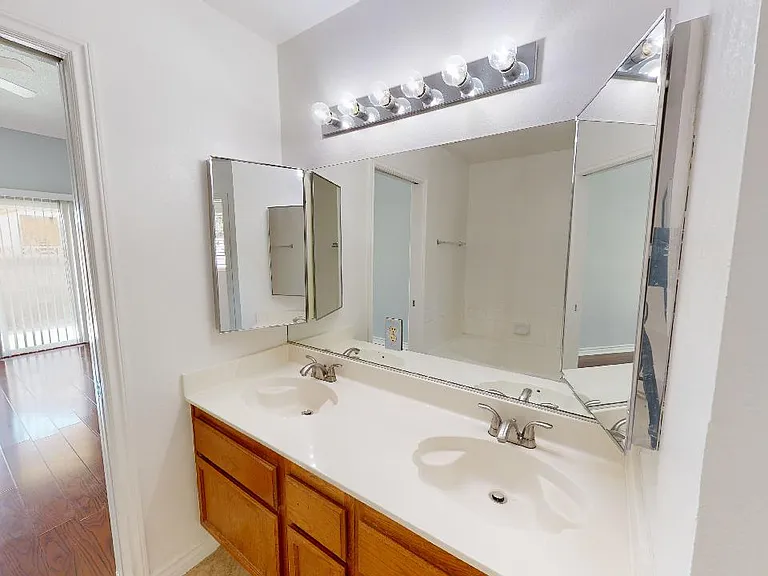 6624 Silver Penny Ave — Photo 24
