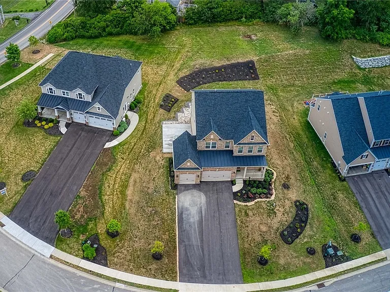 1702 Stevensan Dr — Photo 19