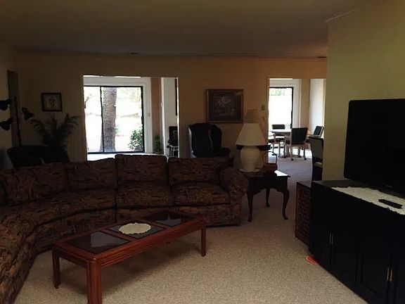 3rd image of 605 Redwood Dr
