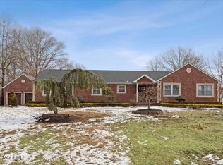 212 Stonehurst Boulevard, Freehold, NJ 07728