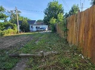 5802 Thompson Ave, Kansas City, MO 64123