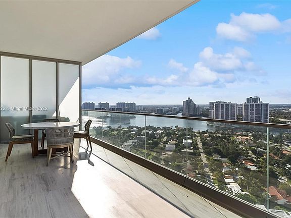 5th image of 18975 Collins Ave Unit 2403