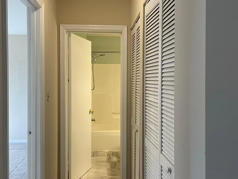 30 Wild Oak Ln #301 — Photo 19