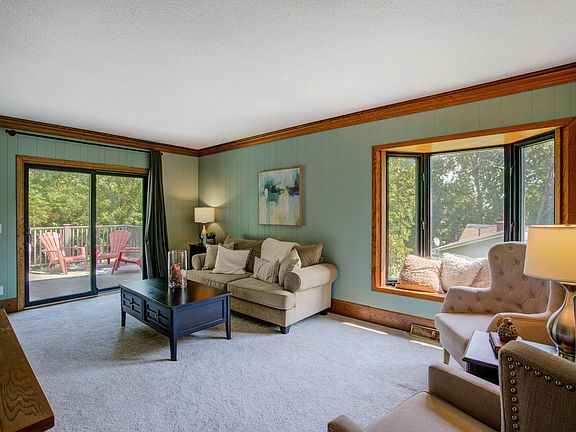 2nd image of 15618 Corral Ln