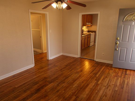 3rd image of 1772 Pexton Ave