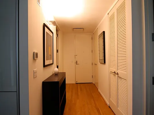 Rented by Sotheby's International Realty | media 34