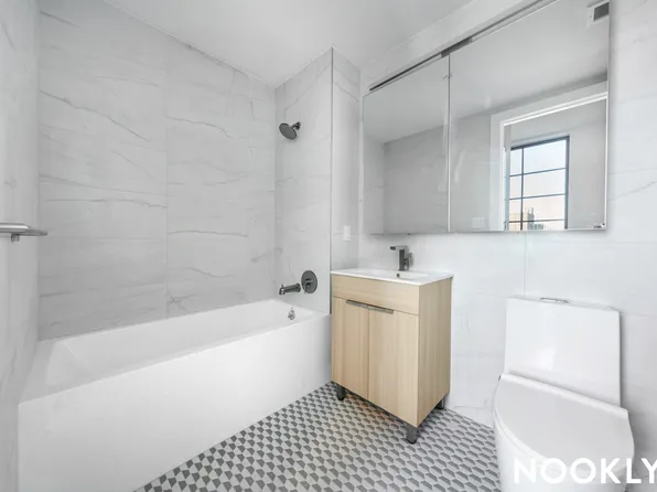 40 Bruckner Boulevard image 8 of 29