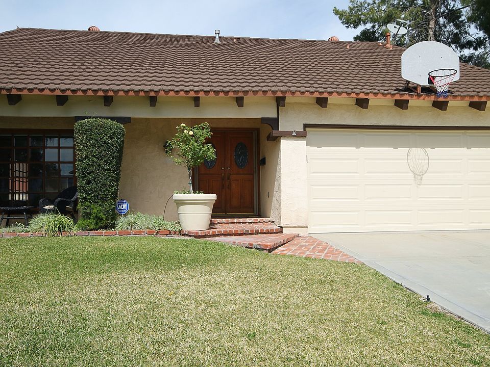 1st image of 29233 Lotusgarden Dr
