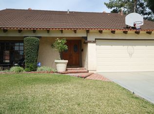 29233 Lotusgarden Dr, Santa Clarita, CA 91387