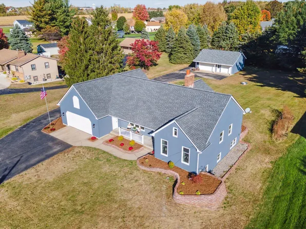 2768 64th St SW, Byron Center, MI 49315