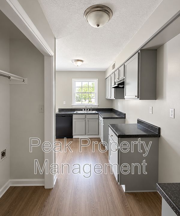 2nd image of 3096 Claudette Rd