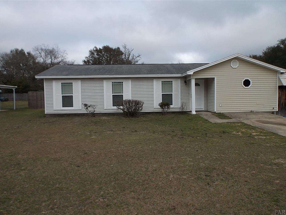 1st image of 2772 Christine St