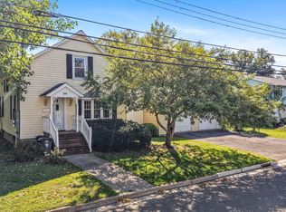 34 Poplar St, Johnson City, NY 13790