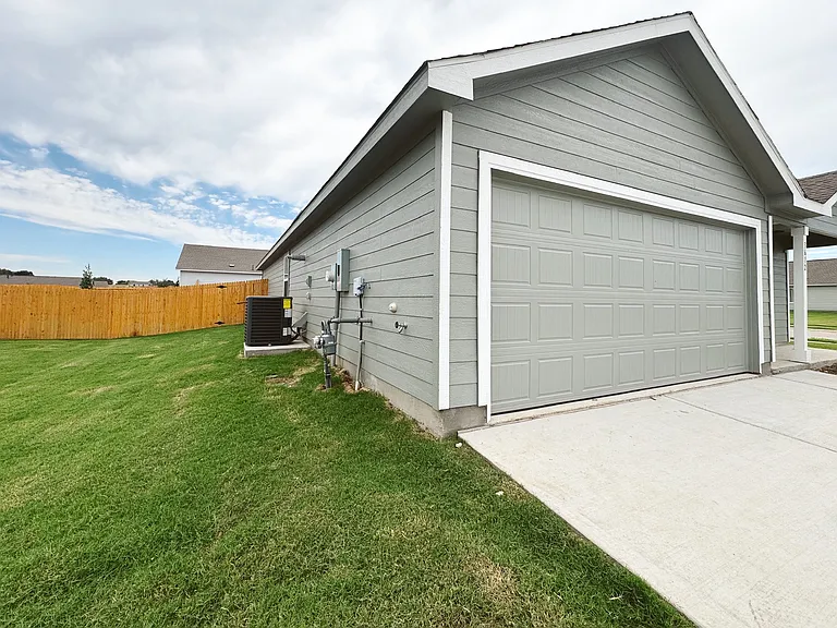 3612 Chambray Dr — Photo 6