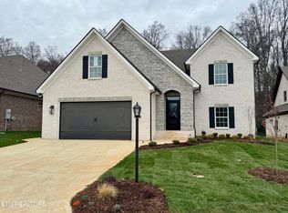 1137 Chardonnay Ln, Knoxville, TN 37932
