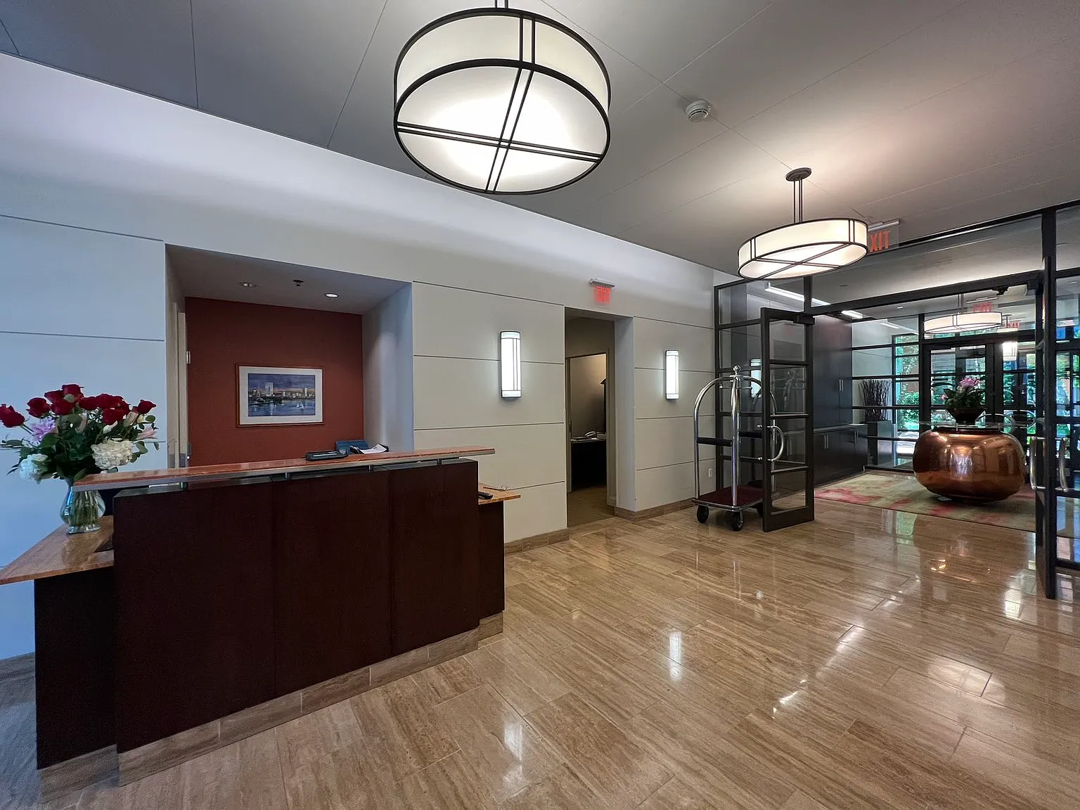 2 bed, 969 sqft, $4,000 — Photo 4