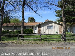 407 E 44th Ave, Kennewick, WA