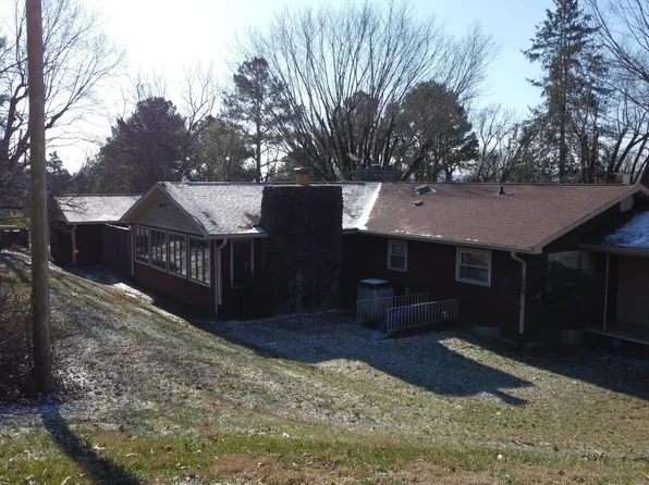 606 5th Ave, New Tazewell, TN 37825