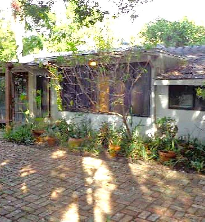 1st image of 928 22nd St