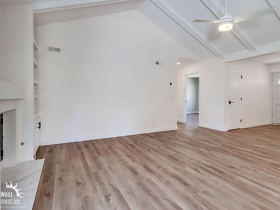 4th image of 6223 Lake Shore Dr