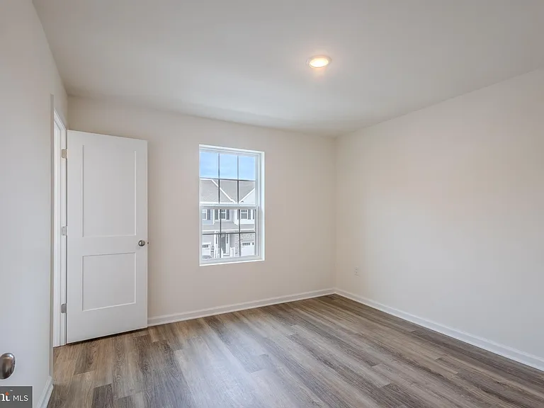 213 Harley Ln — Photo 27
