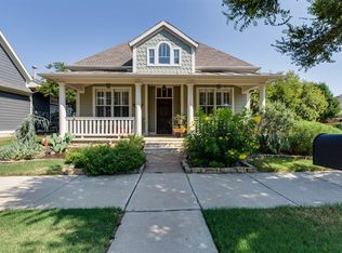8633 Summer Tree Ln, North Richland Hills, TX 76180