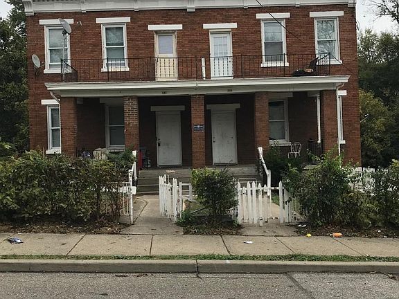 2nd image of 962 Fairbanks Ave #2