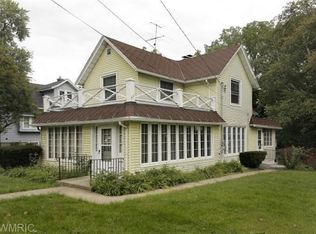 2010 Douglas Ave, Kalamazoo, MI 49007