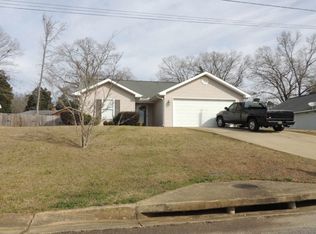 18484 Thoroughbred Dr, Vance, AL 35490